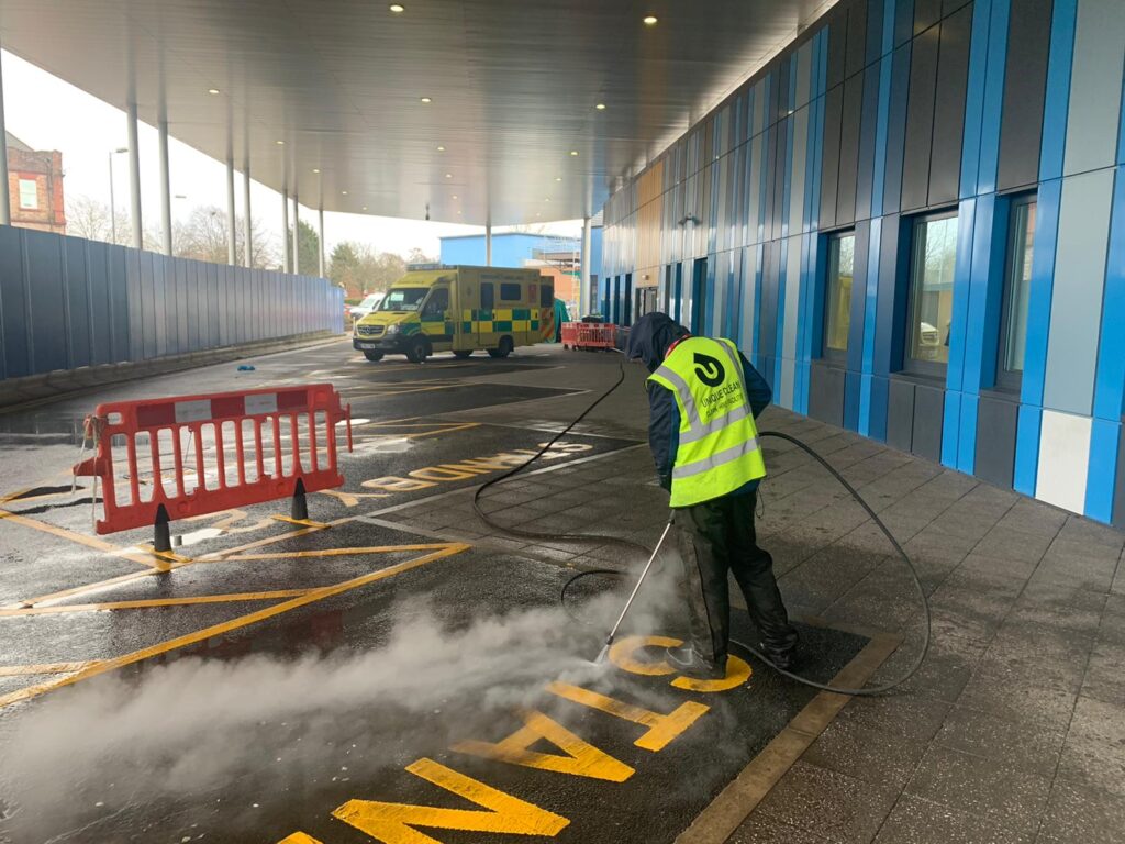 ed24e243-8173-46e9-b1cd-b4e73354b620